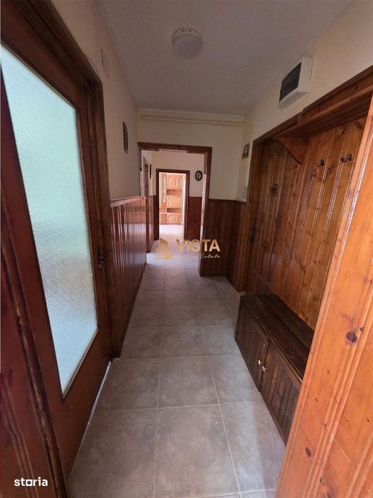 Apartament 4 camere, zona Racadau