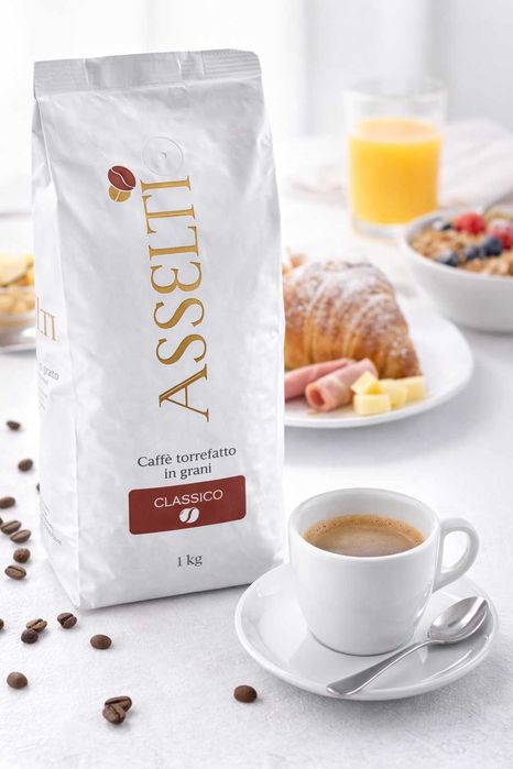 Cafea boabe ASSELTI Classico – 1 kg, amestec Arabica & Robusta, prăjire italiană, gust echilibrat