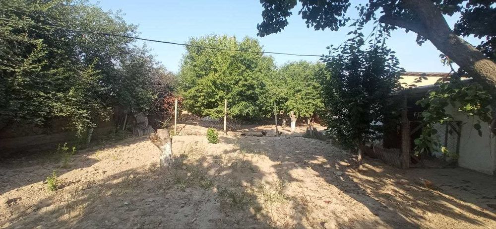 Срочно Уй сотилади Дукони билан Янгиюльда