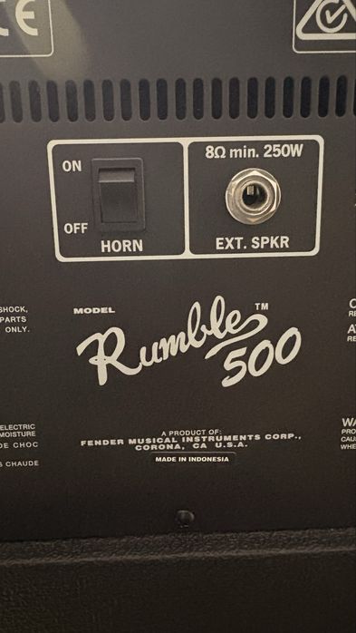 Cub Bas 15 Fender Rumble 500  W + husa Amplificator chitara bas combo