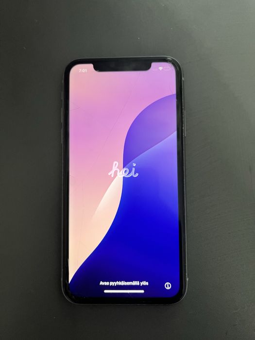 Продам iPhone 11  оригинал