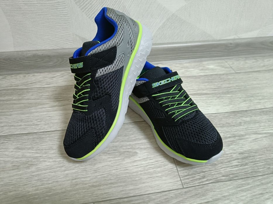 Продам кроссовки Skechers на мальчика
