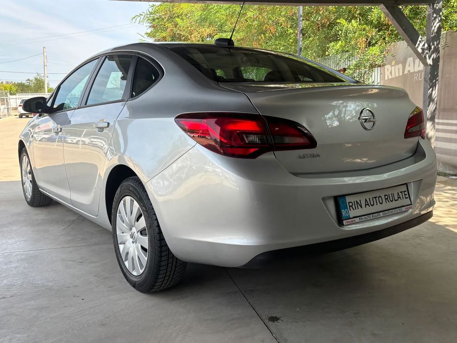 OPEL Astra 2018 — imagine 5