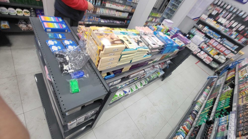 Dorixonalar uchun savdo stellajlari | Торговые стеллажи для аптеки