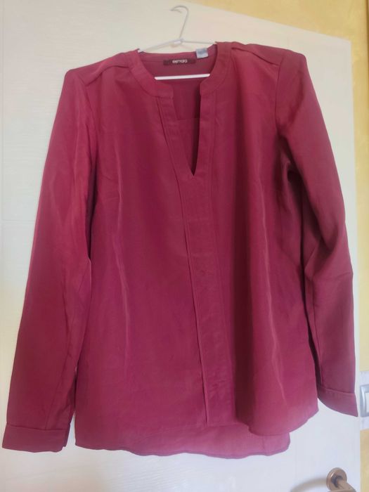 Дамски топове, блузи