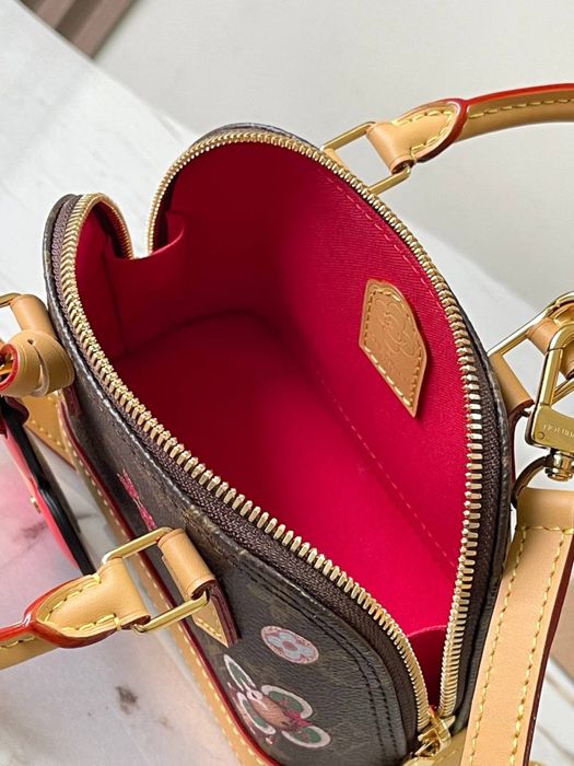 Geanta Louis Vuitton Nano Alma