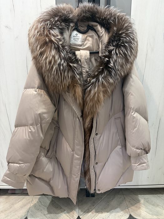 Продам пуховик женский