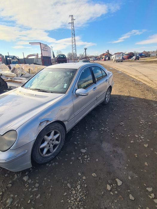 Mercedes C200 ЗаЧасти