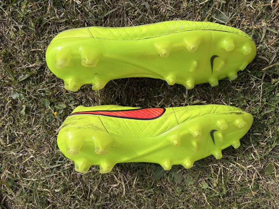 Ghete de Fotbal Nike Elite Tiempo WC2014 (45)