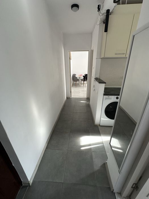 Apartament 3 camere de închiriat