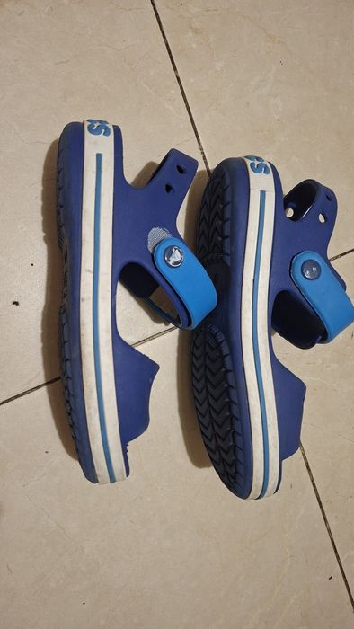 Sandale Crocs J1 (32-33)