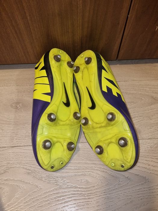 Ghete fotbal Nike Mercurial 39