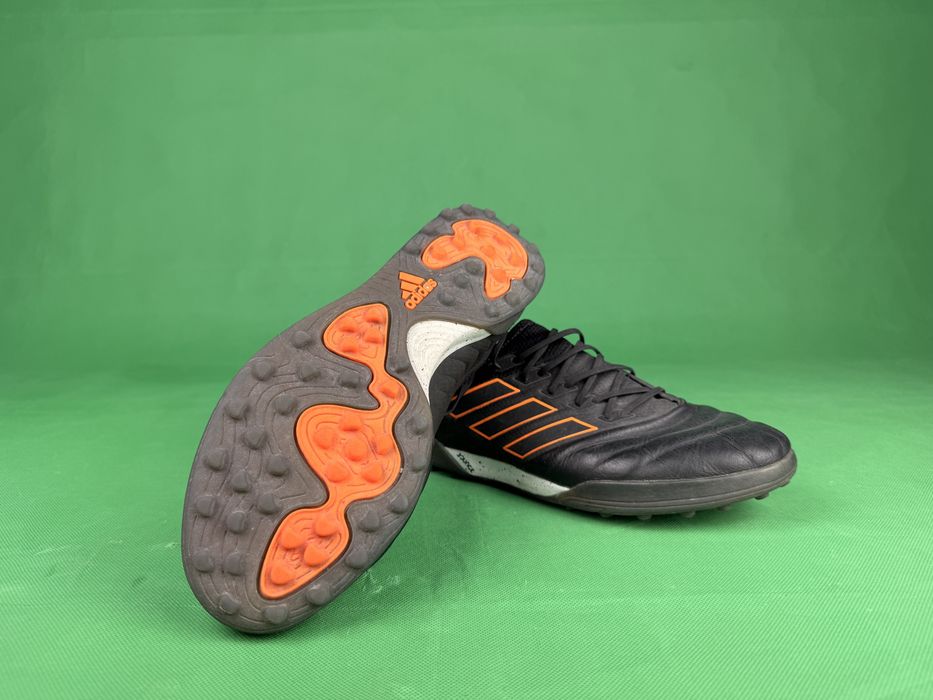 Професионални стоножки Adidas Copa 20.1