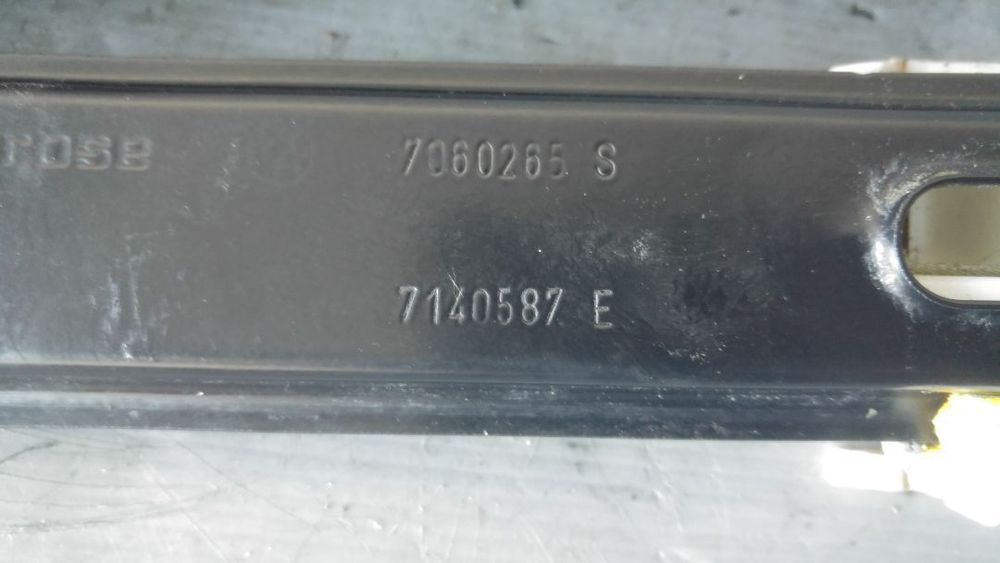 macara usa stanga fata bmw e90 e91 7060265s