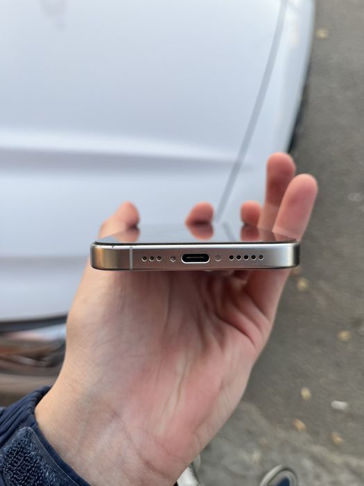iphone 15 pro 256gb 79%