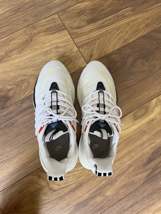 Кроссовки Adidas