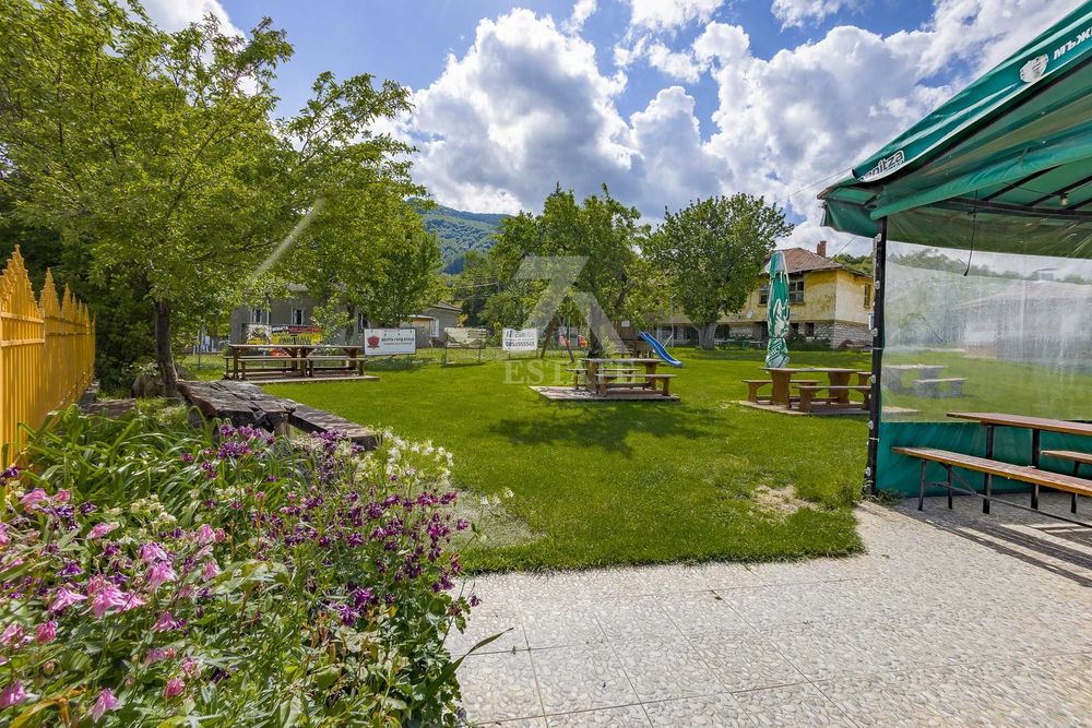 Продава се Къща в с. Заселе, Област София-област - 300 кв.м за 1834 €/кв.м - Снимка #14