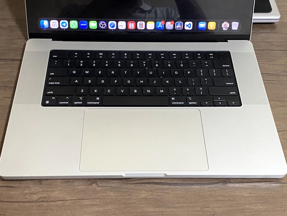 Apple Macbook Pro M1 Pro, 16 inch, 16/512GB, silver