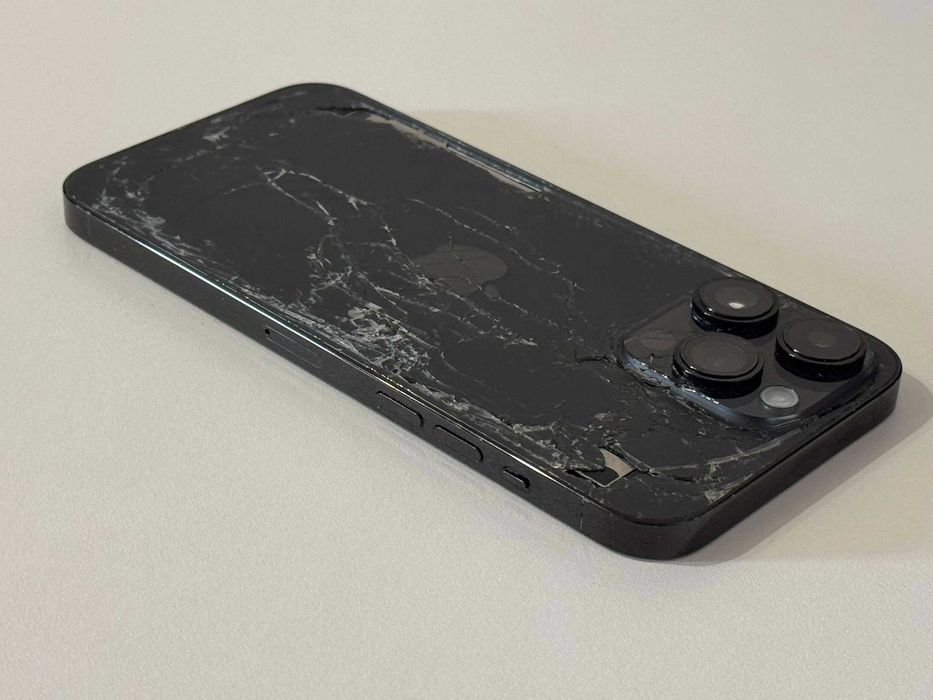 Бартер! iPhone 14 Pro Max Space Blacк (Черен) За Части.