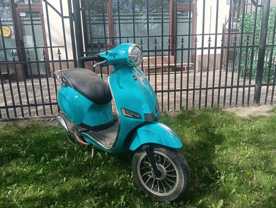Închiriez scuter limitat fără permis, stare f bună