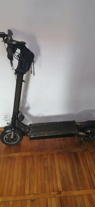 Trotineta kult 77