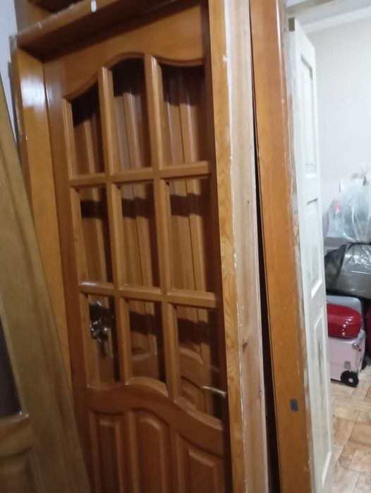 Двери межкомнатные деревянные