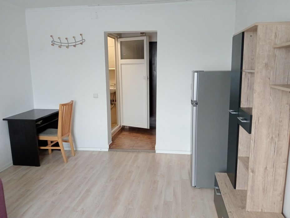 Dau in chirie Garsoniera - str. Cojocnei
