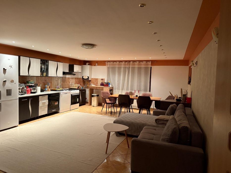 Inchiriez apartament 150 mp Silver Mall