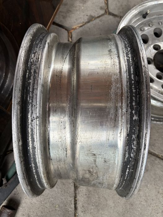 Диски 15 на паджеро