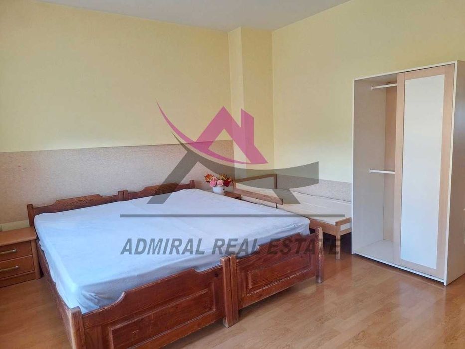 Дава се под наем Двустаен апартамент в Варна, Колхозен пазар - 60 кв.м за 400 € - Снимка #2