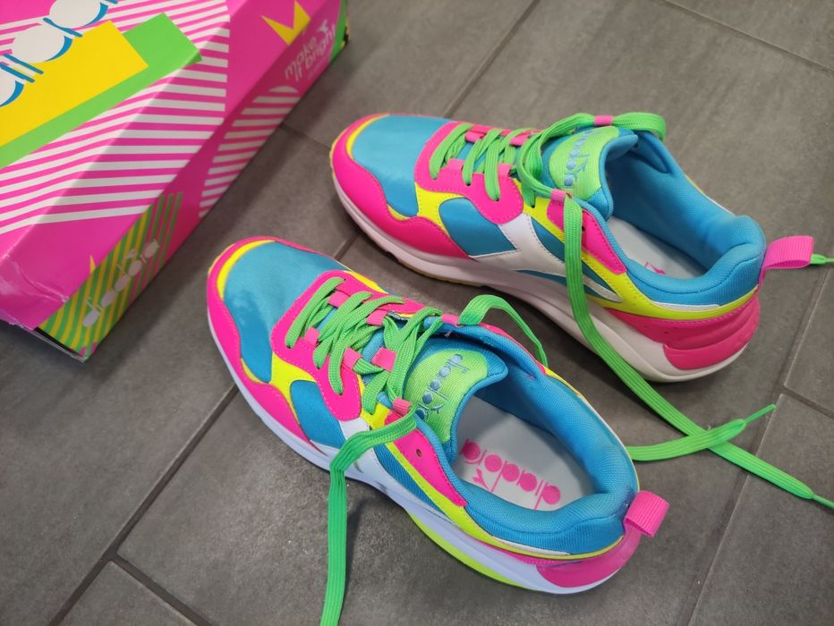 Diadora Whizz Run Fluo / Маратонки / 42