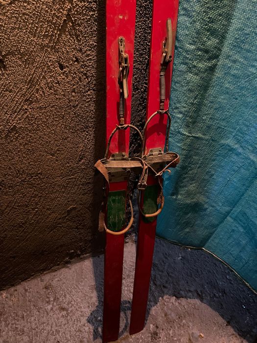 Ретро ски Пирин за украса