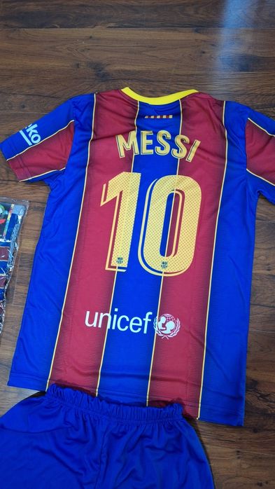 Екип на Барселона с чорапи