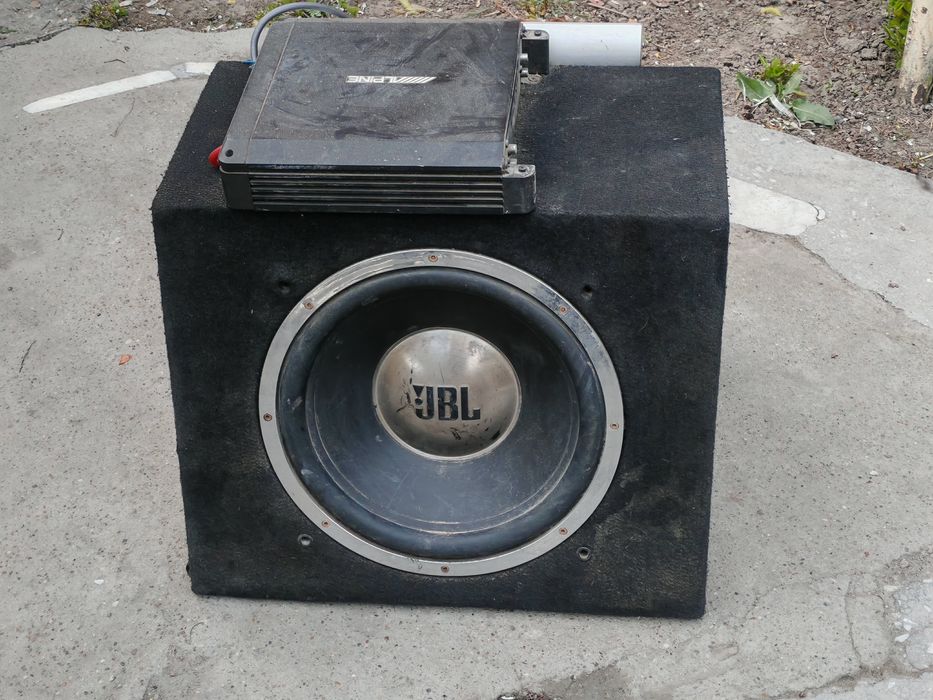 Subwoofer JBL 500W