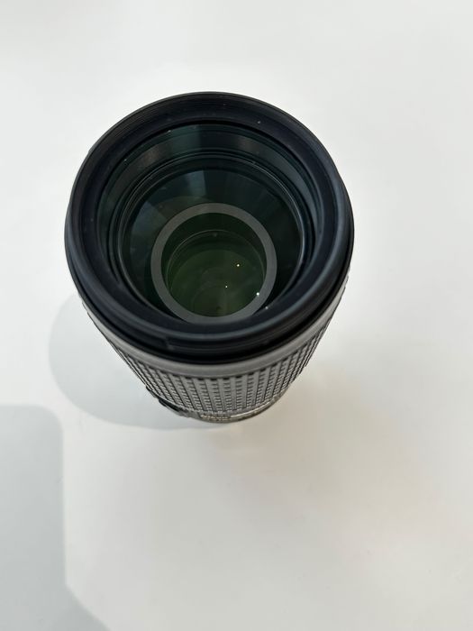 Nikon 70-300mm VR – stabilizare – teleobiectiv