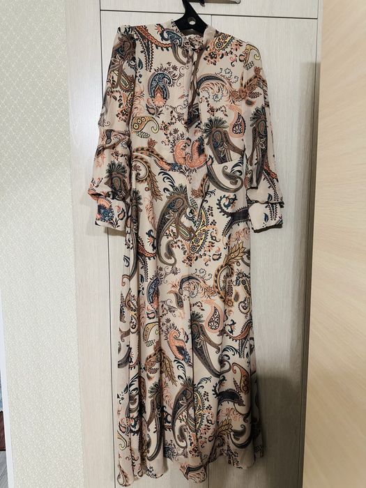 Платье-пиджак с экокожой