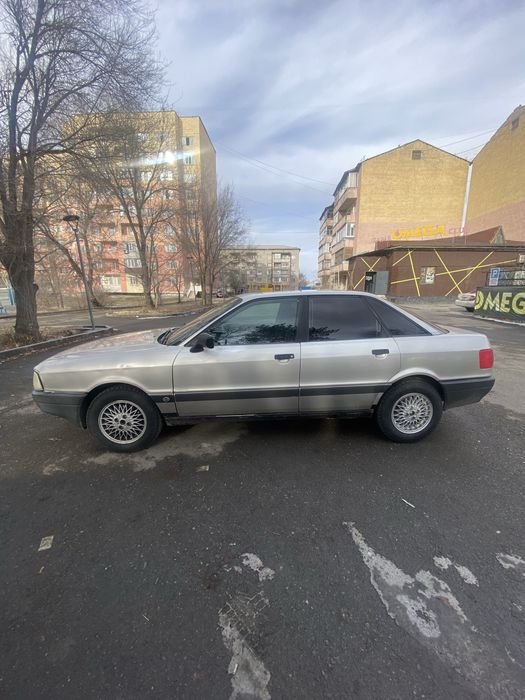Ауди 80 1988 года