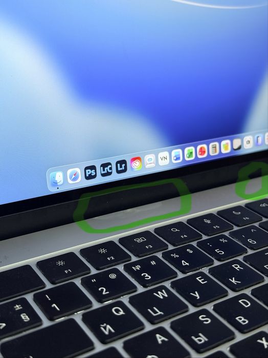 Продам ноутбук Apple MacBook Air 15 M2 Starlight 512Gb