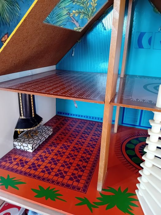 Детска къщичка за кукли. Ретро