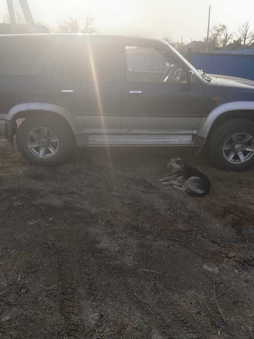 Продам  машину Toyta