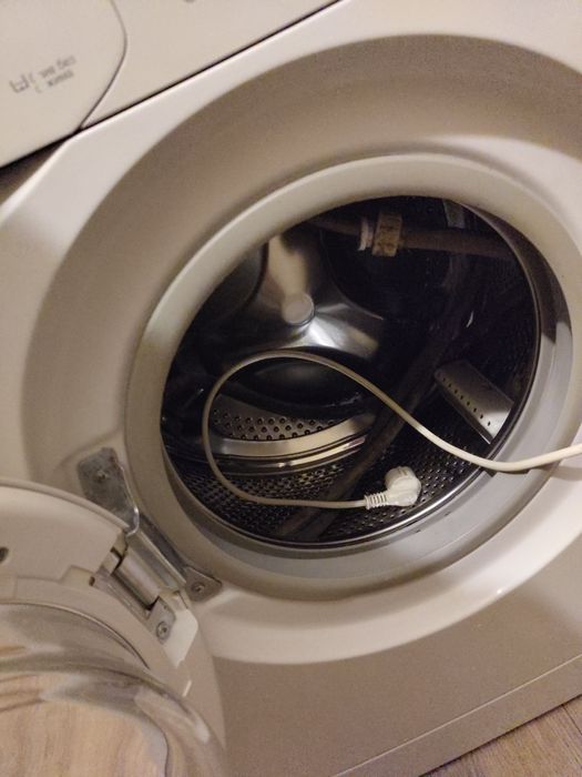 Продам стиральную машину