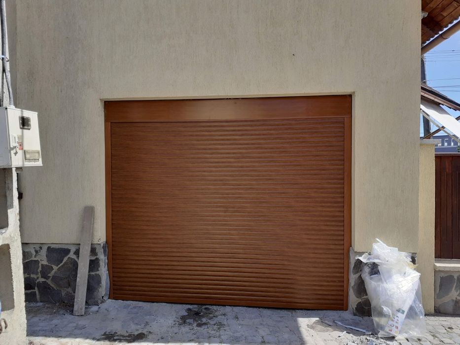 Usi garaj,aluminiu tip rulou