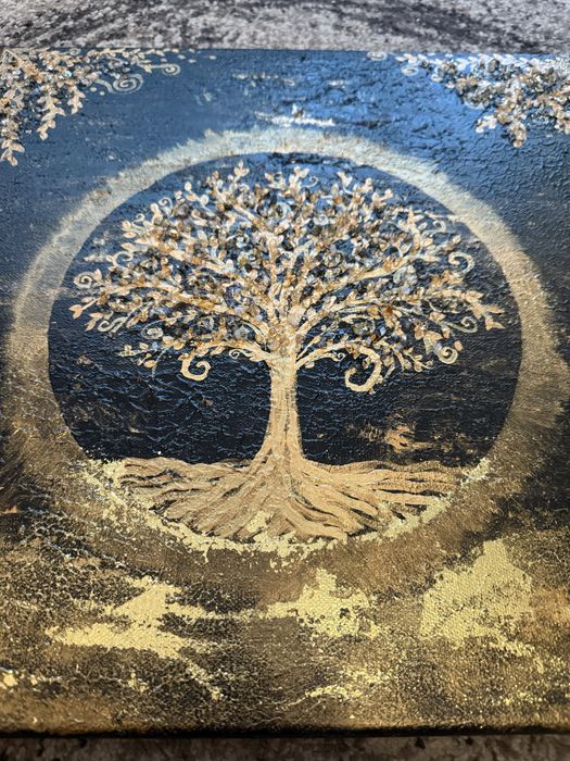 Картина - дървото на живота с камъчета цитрин