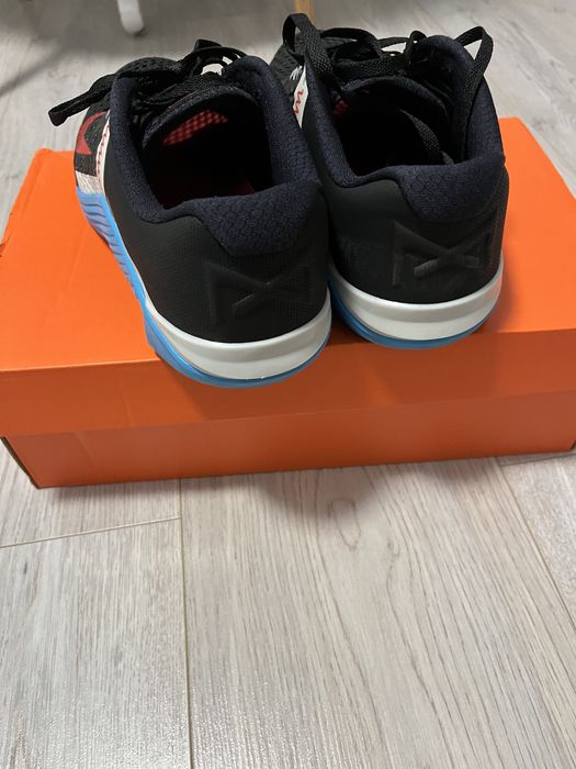 Nike Reax 8 TR MESK, mărimea 41.