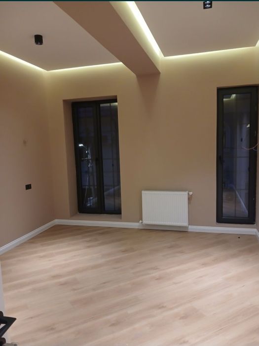 Саломатина 2.5 сотки 6 комнат 3х уровневый дом