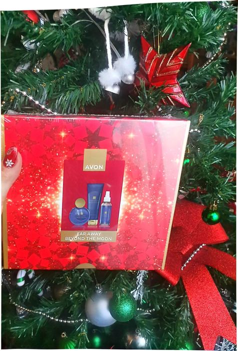 Caseta cadou Far away beyond The moon