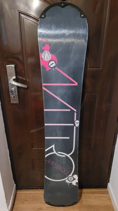 Placa snowboard NITRO 149 cu legături Burton