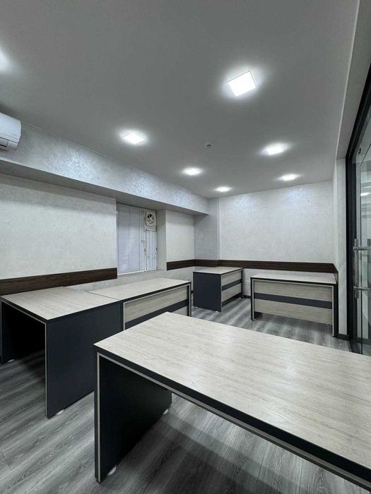 продается нежилое помещение ц4