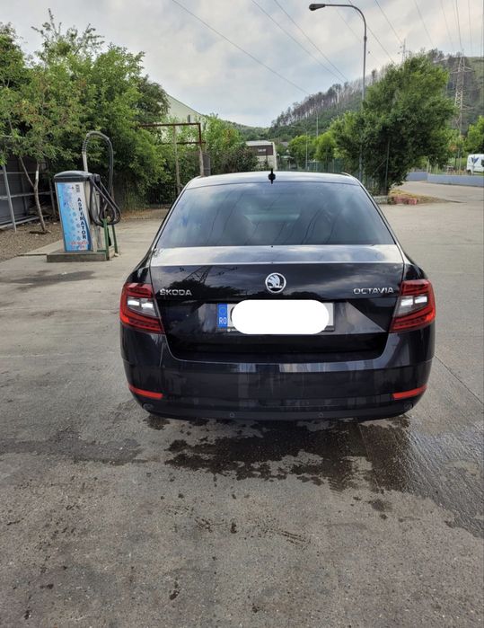 SKODA Octavia 2018 — imagine 3