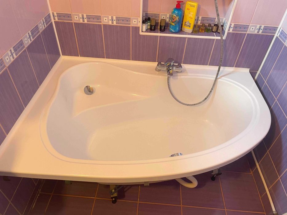 Vand cada baie  colt Cristal si baterie Kludi Tercio, stare perfecta.